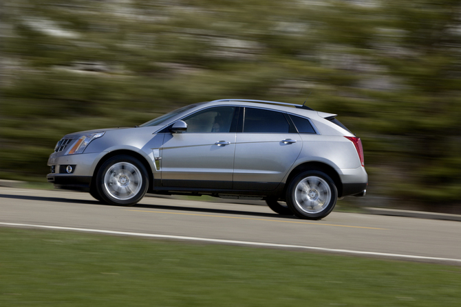 Cadillac SRX Base