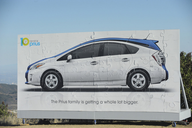 New Prius Family to be introduced in Detroit