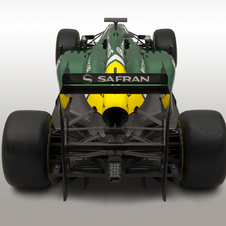 Caterham CT03