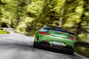 The GT R can reach 100km/h in 3.6 seconds and a top speed of 318km/h