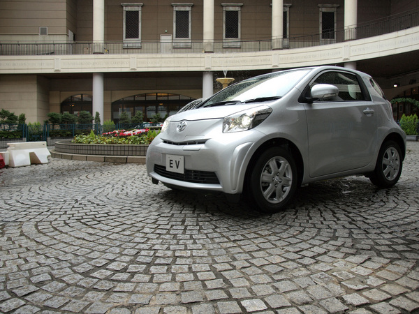 Toyota iQ EV to debut in Geneva