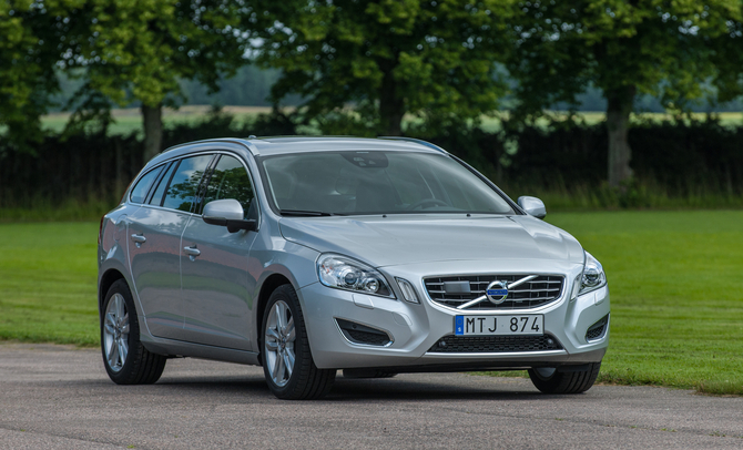 Volvo V60 D4 Momentum Geartronic