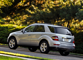 Mercedes-Benz M-Class ML350 4MATIC