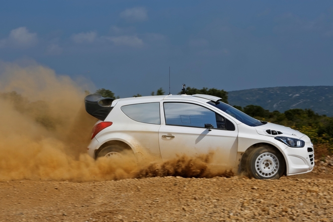 Hyundai i20 WRC Gets Tested in the South of France