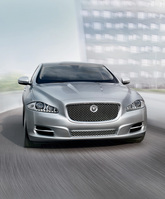 XJ Sentinel: armoured Jaguar makes debut in Moscow