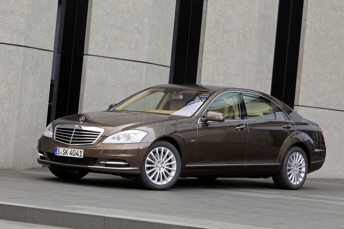 Mercedes-Benz S 350 BE Auto (FL)