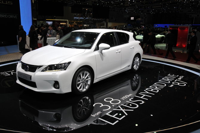 Lexus CT 200h