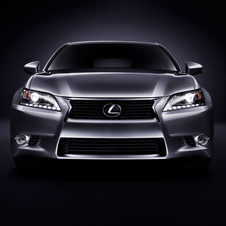 New Lexus GS Shows Off New Styling