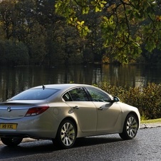 Vauxhall Insignia Saloon 2.0T SE  (Auto)