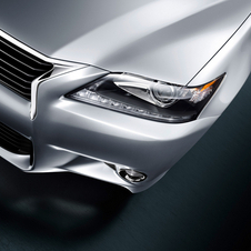 New Lexus GS Shows Off New Styling