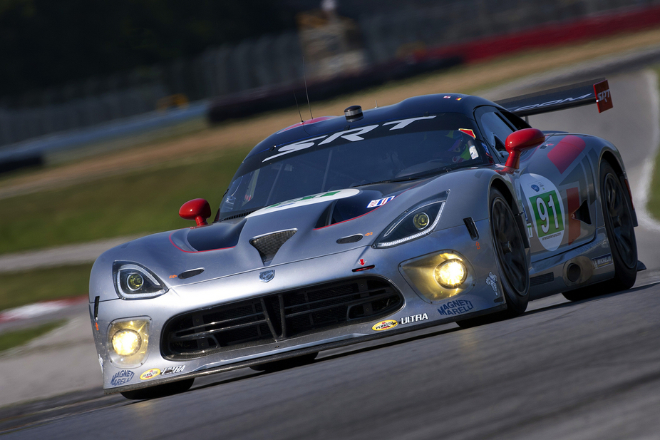 SRT Viper GTS-Rs Finish 10th and 12th in Class at Mid-Ohio