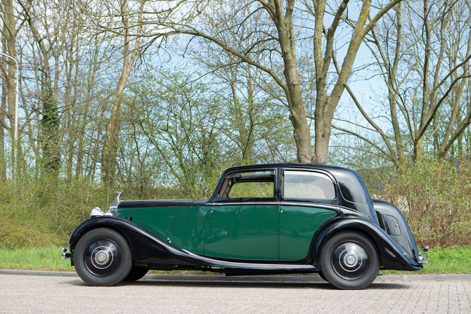 Rolls-Royce 25/30 Sports Saloon by James Young