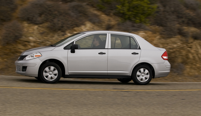 Nissan Versa Sedan 1.6