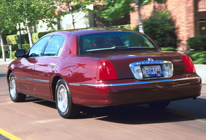 Lincoln Town Car