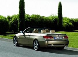 BMW 330d Cabrio Auto (E93)