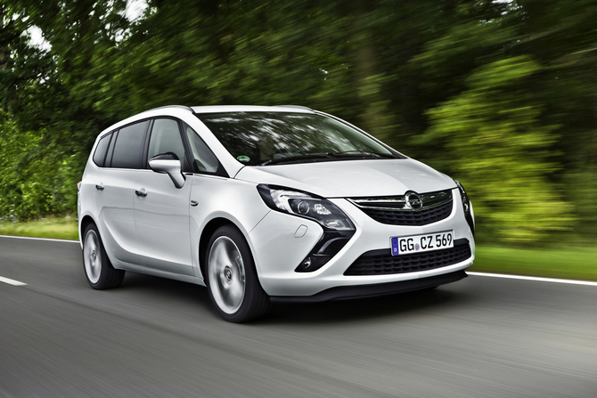 New low Co2 Zafira launched