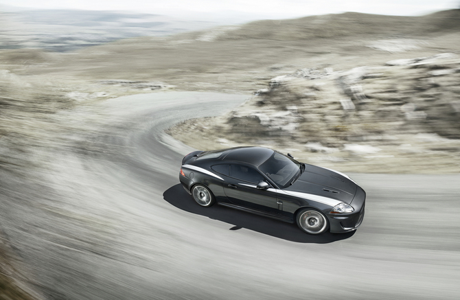 Jaguar celebrates its 75th anniversary with the XKR 75