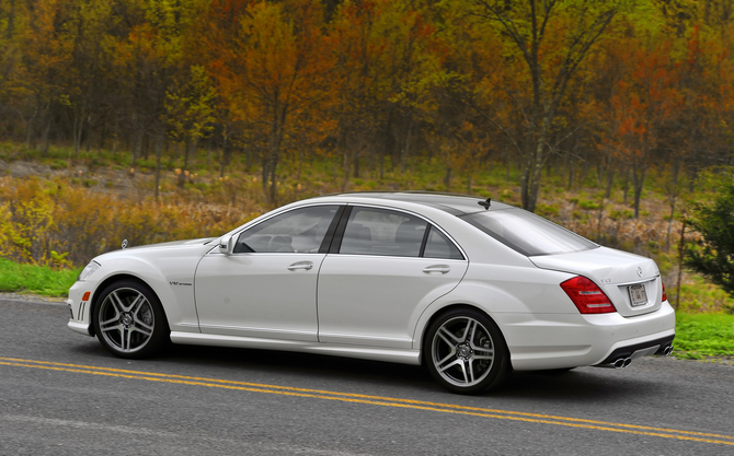 Mercedes-Benz S65 AMG Sedan