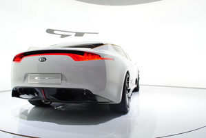 Kia unveils the Kia GT concept