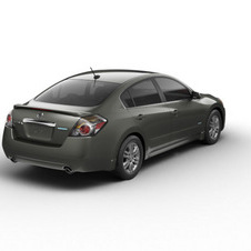 2011 Altima Hybrid – An AT-PZEV That’s Not Short on F-U-N