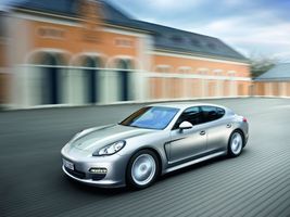 Cayenne and Panamera give Porsche reasons to smile