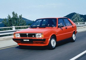 Lancia Delta 1600 HF Turbo