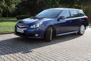 Subaru Legacy Tourer 2.5i SE Lineatronic