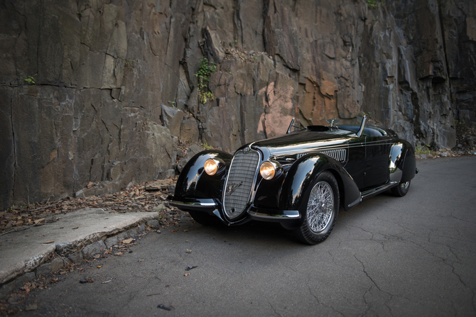 Alfa Romeo 8C 2900B Lungo Spider by Touring