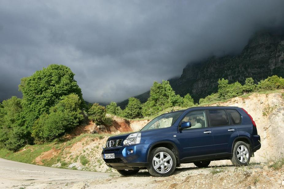 Nissan X-Trail 2.0 dCi 150cv LE A/T + TE + Navi + Xenon