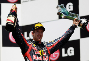 Comfortable win for Vettel in Valencia