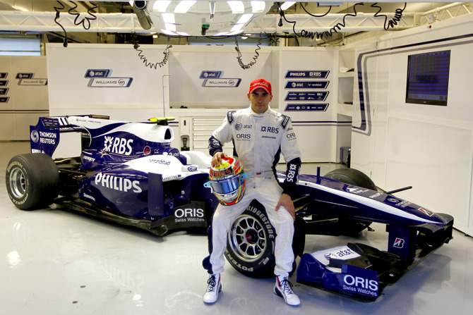 Williams confirms Maldonado for 2011