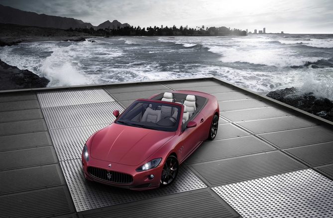 Maserati unveils GranCabrio Sport ahead of Geneva