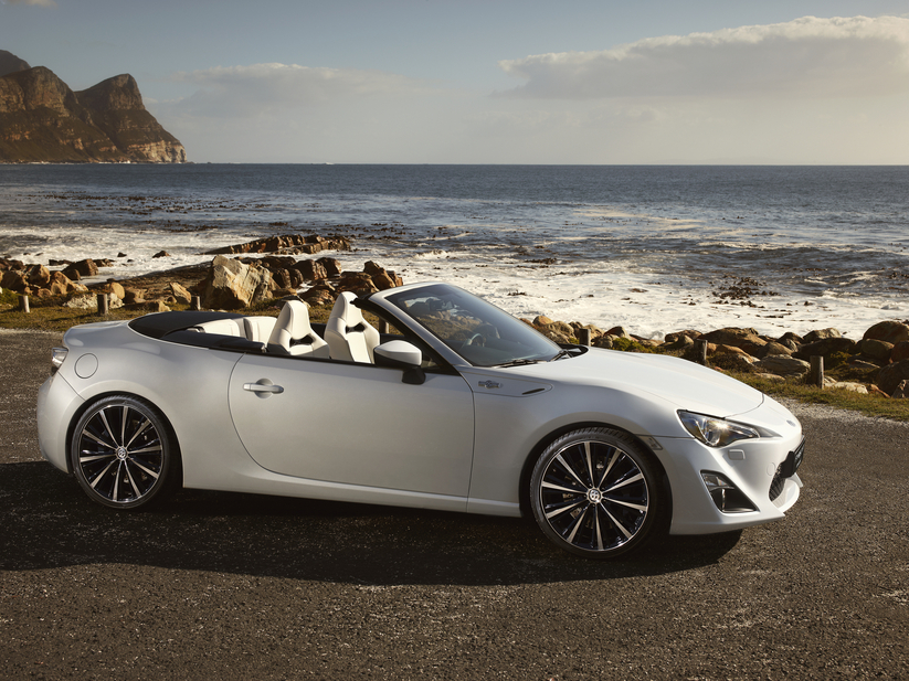 The Open Concept gauges interest for a possible convertible GT86