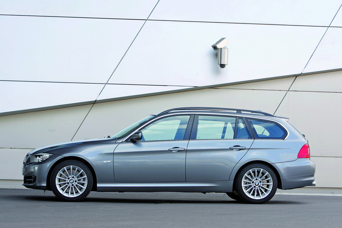 BMW 320d xDrive Touring LifeStyle (E91) LCI