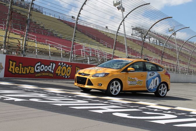 New Ford Focus becomes NASCAR pace car