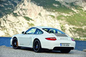 Porsche 911 Carrera GTS Coupé