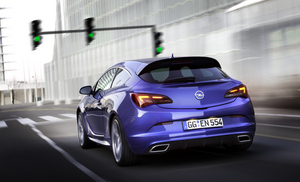 Opel Astra GTC 2.0 Turbo OPC 