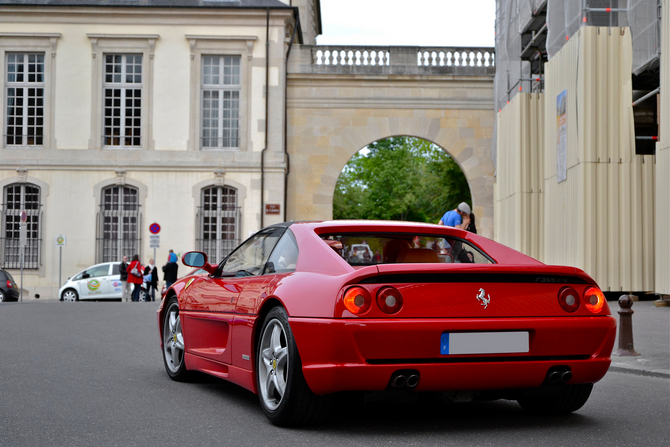 Ferrari F355 GTS