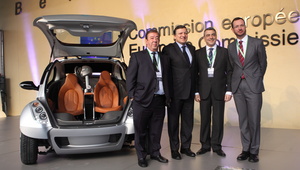 Hiriko Electric Vehicle Coming to European Cities Next Year