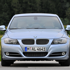 BMW 320d xDrive LifeStyle Auto (E90) LCI