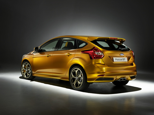 High-performance Focus ST to premiere in Paris