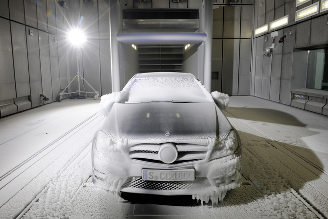 New Mercedes-Benz wind tunnels ready for extreme climates