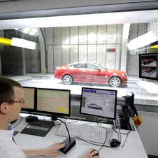 New Mercedes-Benz wind tunnels ready for extreme climates