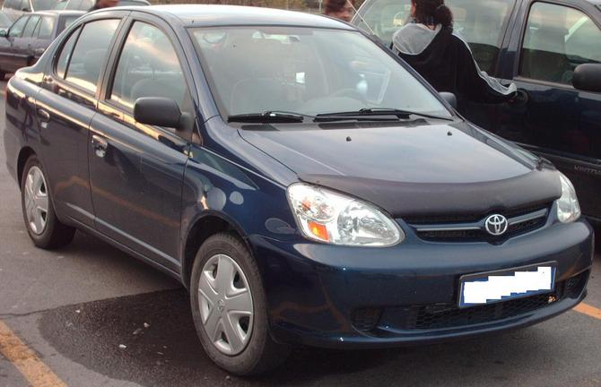 Toyota Echo