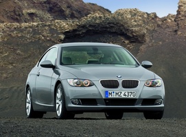 BMW 320i Coupé Automatic