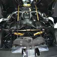 Tal como o Agera S, o Hundra usa o motor V8 twin-turbo de 1030cv