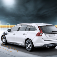 V60 Plug-in Hybrid: world’s first diesel Plug-in Hybrid debuts in Geneva