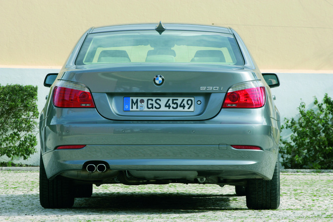 BMW 530i xDrive Auto Executive (E60)