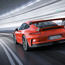 Building the new 911 GT3 RS, Porsche introduced innovations to reduce vehicle weight