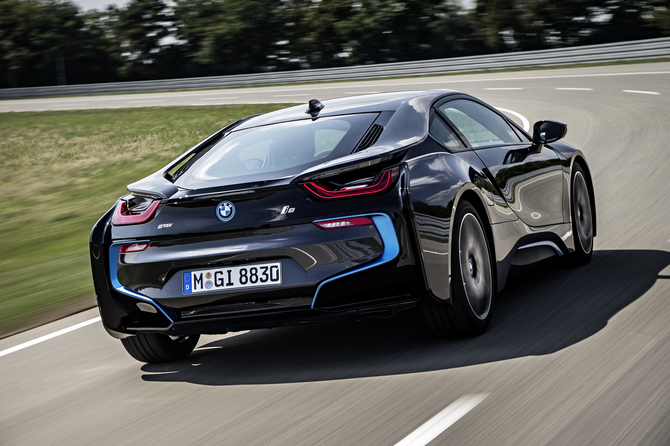 BMW i8